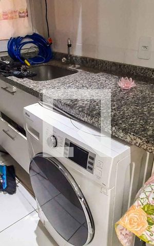 Apartamento à venda com 45m², 2 quartos e 1 vaga Apartamento à venda com 45m², 2 quartos e 1 vagaÁrea de Serviço