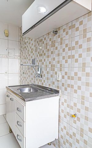 Apartamento à venda com 57m², 2 quartos e 1 vaga Apartamento à venda com 57m², 2 quartos e 1 vagaCozinha e Área de Serviço