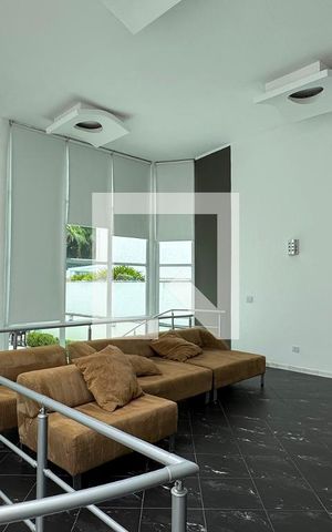 Casa de condomínio para alugar com 400m², 3 quartos e 4 vagasSala
