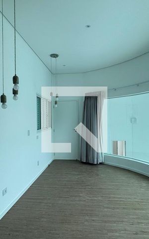 Casa de condomínio para alugar com 400m², 3 quartos e 4 vagasSuíte 1
