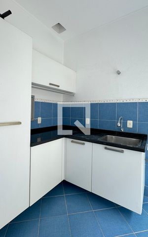 Casa de condomínio para alugar com 400m², 3 quartos e 4 vagasÁrea de Serviço
