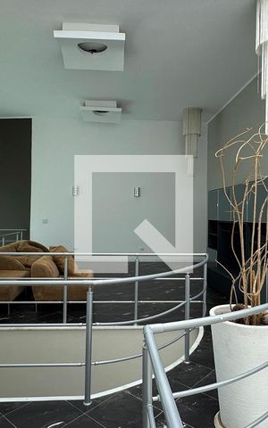 Casa de condomínio para alugar com 400m², 3 quartos e 4 vagasSala