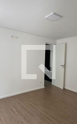 Casa de condomínio para alugar com 400m², 3 quartos e 4 vagasSuíte 3