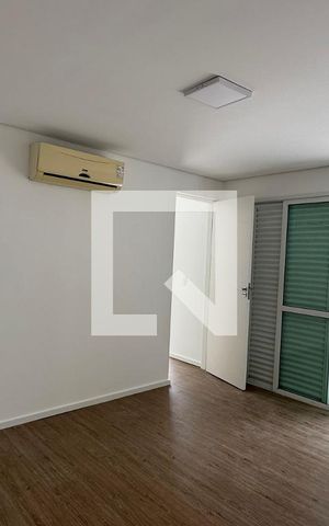 Casa de condomínio para alugar com 400m², 3 quartos e 4 vagasSuíte 3