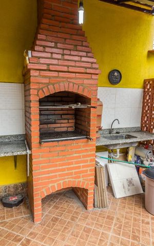 Casa à venda com 115m², 3 quartos e 2 vagasChurrasqueira