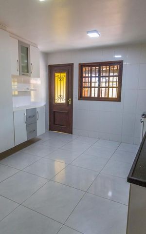 Casa à venda com 115m², 3 quartos e 2 vagasCozinha