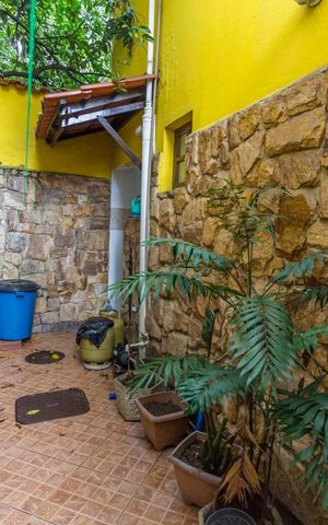 Casa à venda com 115m², 3 quartos e 2 vagasÁrea de Serviço