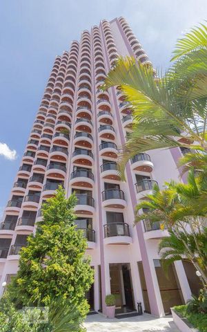 Apartamento à venda com 118m², 3 quartos e 2 vagas Apartamento à venda com 118m², 3 quartos e 2 vagasFachada