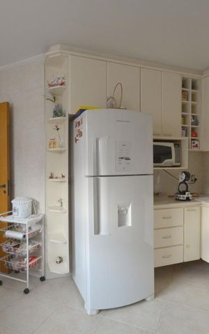 Apartamento à venda com 118m², 3 quartos e 2 vagas Apartamento à venda com 118m², 3 quartos e 2 vagasCozinha