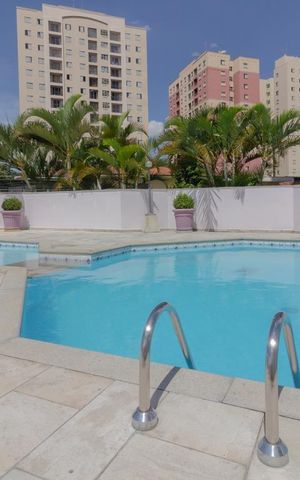 Apartamento à venda com 118m², 3 quartos e 2 vagas Apartamento à venda com 118m², 3 quartos e 2 vagasPiscina