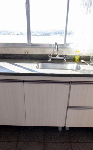 Apartamento para alugar com 114m², 3 quartos e 1 vagaCozinha - Torneira
