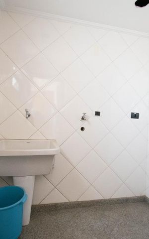 Apartamento para alugar com 182m², 4 quartos e 3 vagas Apartamento para alugar com 182m², 4 quartos e 3 vagasÁrea de Serviço