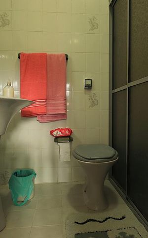 Casa à venda com 177m², 3 quartos e 2 vagasBanheiro da Suíte 3