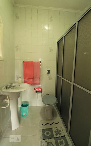 Casa à venda com 177m², 3 quartos e 2 vagasBanheiro da Suíte 3