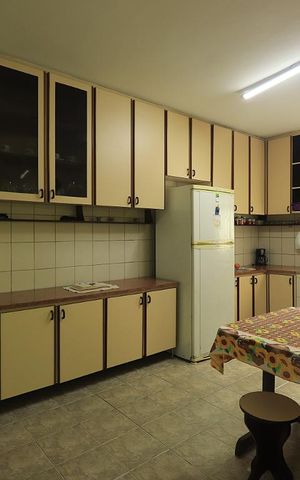 Casa à venda com 177m², 3 quartos e 2 vagasCozinha