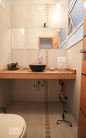 Apartamento à venda com 135m², 3 quartos e 1 vagaLavabo