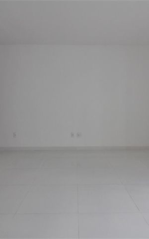 Casa para alugar com 185m², 3 quartos e 2 vagasSala