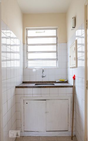 Studio para alugar com 25m², 1 quarto e sem vaga Studio para alugar com 25m², 1 quarto e sem vagaCozinha