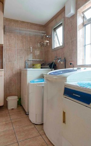 Apartamento à venda com 110m², 3 quartos e 2 vagas Apartamento à venda com 110m², 3 quartos e 2 vagasÁrea de Serviço