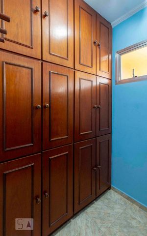 Apartamento à venda com 110m², 3 quartos e 2 vagas Apartamento à venda com 110m², 3 quartos e 2 vagasCloset - Escritório Quarto 3 - Suite