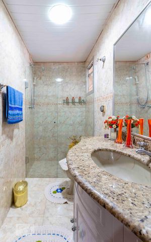 Apartamento à venda com 110m², 3 quartos e 2 vagas Apartamento à venda com 110m², 3 quartos e 2 vagasBanheiro