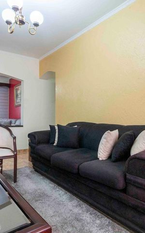 Apartamento à venda com 110m², 3 quartos e 2 vagas Apartamento à venda com 110m², 3 quartos e 2 vagasSala