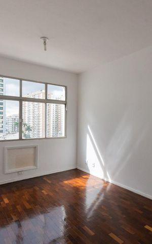 Apartamento à venda com 105m², 3 quartos e 1 vagaSala