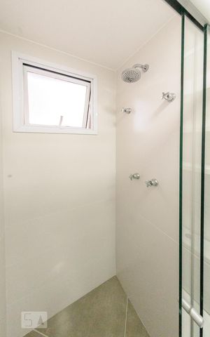 Apartamento à venda com 61m², 2 quartos e 1 vaga Apartamento à venda com 61m², 2 quartos e 1 vagaBanheiro - Suite