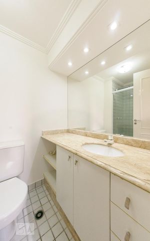 Apartamento à venda com 70m², 2 quartos e 2 vagas Apartamento à venda com 70m², 2 quartos e 2 vagasBanheiro - Suite