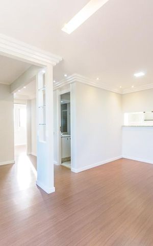 Apartamento à venda com 70m², 2 quartos e 2 vagas Apartamento à venda com 70m², 2 quartos e 2 vagasSala