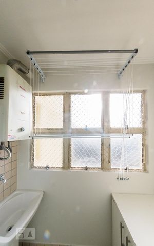 Apartamento à venda com 70m², 2 quartos e 2 vagas Apartamento à venda com 70m², 2 quartos e 2 vagasÁrea de Serviço