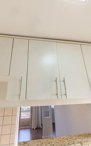Apartamento à venda com 70m², 2 quartos e 2 vagas Apartamento à venda com 70m², 2 quartos e 2 vagasCozinha