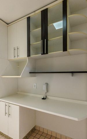 Apartamento à venda com 70m², 2 quartos e 2 vagas Apartamento à venda com 70m², 2 quartos e 2 vagasCozinha