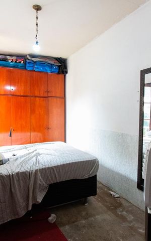 Casa à venda com 400m², 3 quartos e 2 vagas Casa à venda com 400m², 3 quartos e 2 vagasQuarto 1