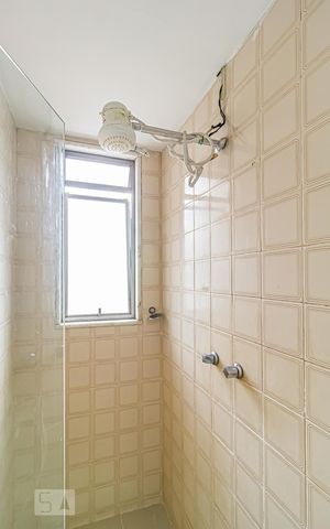 Apartamento à venda com 142m², 2 quartos e 1 vaga Apartamento à venda com 142m², 2 quartos e 1 vagaBanheiro Social