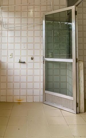 Apartamento à venda com 142m², 2 quartos e 1 vaga Apartamento à venda com 142m², 2 quartos e 1 vagaÁrea de Serviço