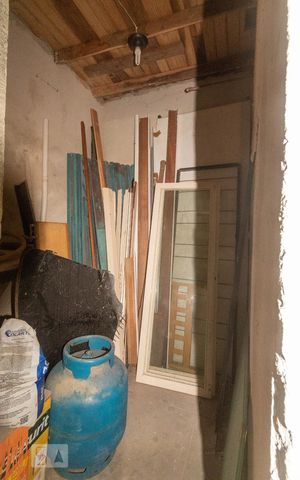Casa à venda com 300m², 5 quartos e 2 vagas Casa à venda com 300m², 5 quartos e 2 vagasBanheiro 3 garagem