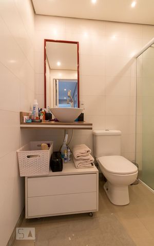 Apartamento para alugar com 69m², 2 quartos e 1 vagaBanheiro