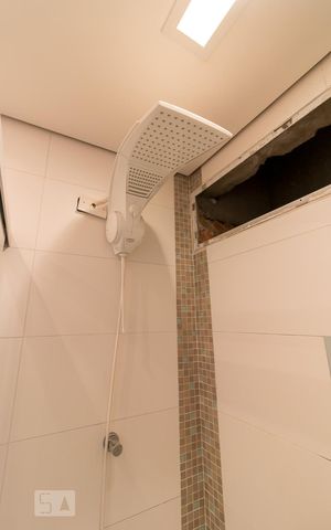 Apartamento para alugar com 69m², 2 quartos e 1 vagaBanheiro - chuveiro