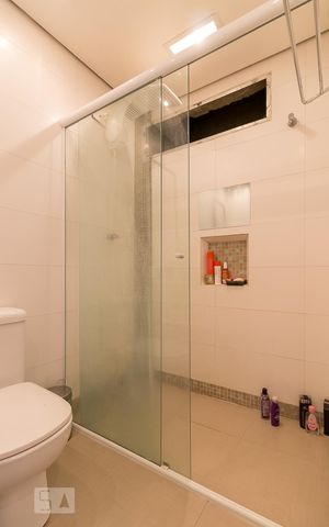 Apartamento para alugar com 69m², 2 quartos e 1 vagaBanheiro