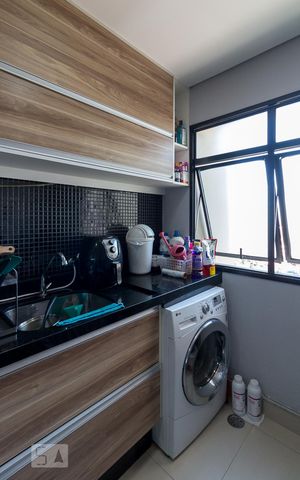 Apartamento para alugar com 69m², 2 quartos e 1 vagaÁrea de serviço