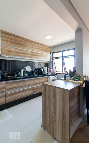 Apartamento para alugar com 69m², 2 quartos e 1 vagaCozinha
