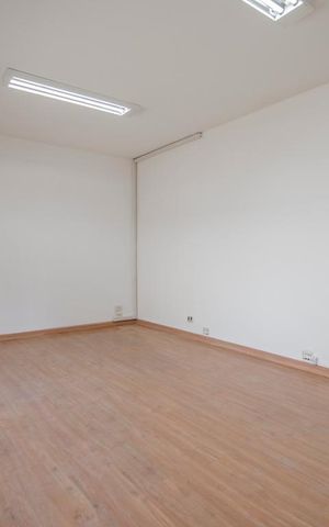 Casa à venda com 342m², 3 quartos e 2 vagas Casa à venda com 342m², 3 quartos e 2 vagasQuarto 2