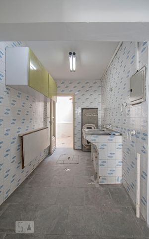 Casa à venda com 342m², 3 quartos e 2 vagas Casa à venda com 342m², 3 quartos e 2 vagasLavanderia