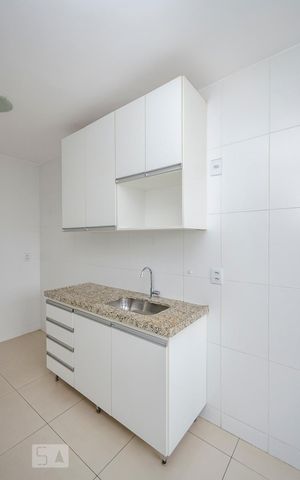 Apartamento para alugar com 70m², 2 quartos e 1 vagaCozinha