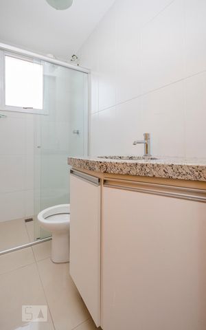 Apartamento para alugar com 70m², 2 quartos e 1 vagaBanheiro Social