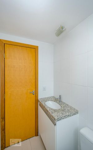 Apartamento para alugar com 70m², 2 quartos e 1 vagaBanheiro da Suíte