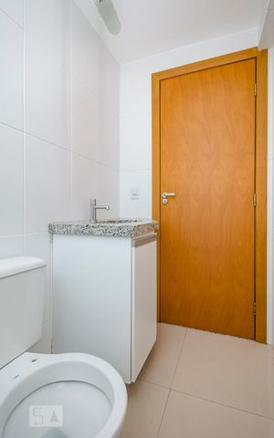 Apartamento para alugar com 70m², 2 quartos e 1 vagaBanheiro Social