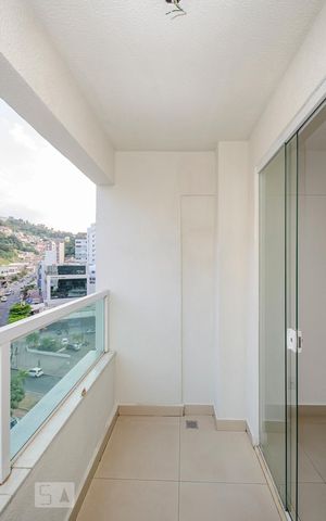 Apartamento para alugar com 70m², 2 quartos e 1 vagaVaranda da Sala