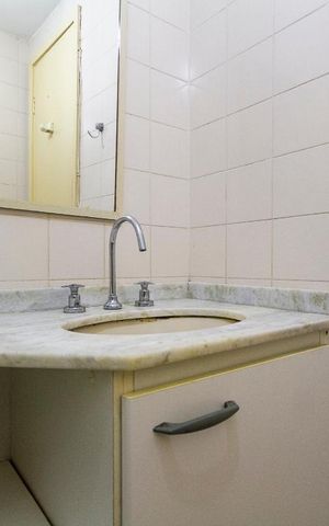 Apartamento à venda com 80m², 2 quartos e 1 vaga Apartamento à venda com 80m², 2 quartos e 1 vagaBanheiro da Suíte